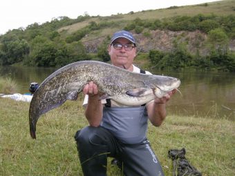 http://www.powercarp.com/blog/0b/bd/pict/BILD0127.JPG